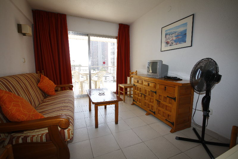 Apartamentos Niza Benidorm Luaran gambar
