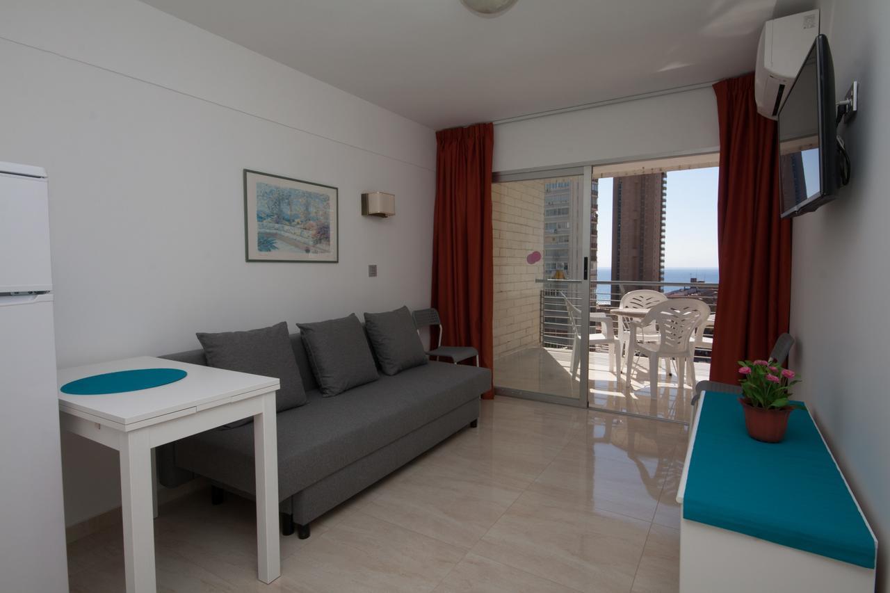 Apartamentos Niza Benidorm Luaran gambar