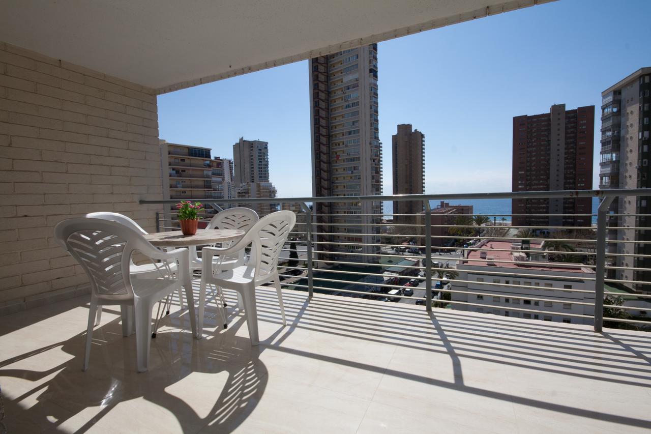 Apartamentos Niza Benidorm Luaran gambar